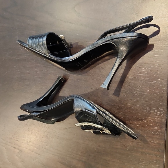 BURBERRY womans slingback heel size 38.5 black, EUC - Picture 6 of 17